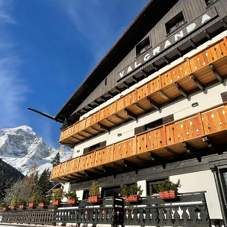 Hotel Valgranda Wellness & 4*