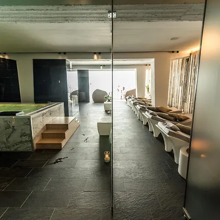 Отель Valgranda Wellness & 4*